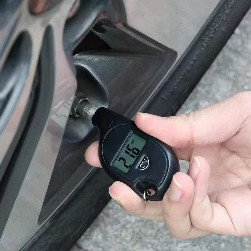 เกจวัดลมยางแบบดิจิตอลพร้อมจอแส - Hud Display With Tire Pressure บทวิจารณ์และราคา